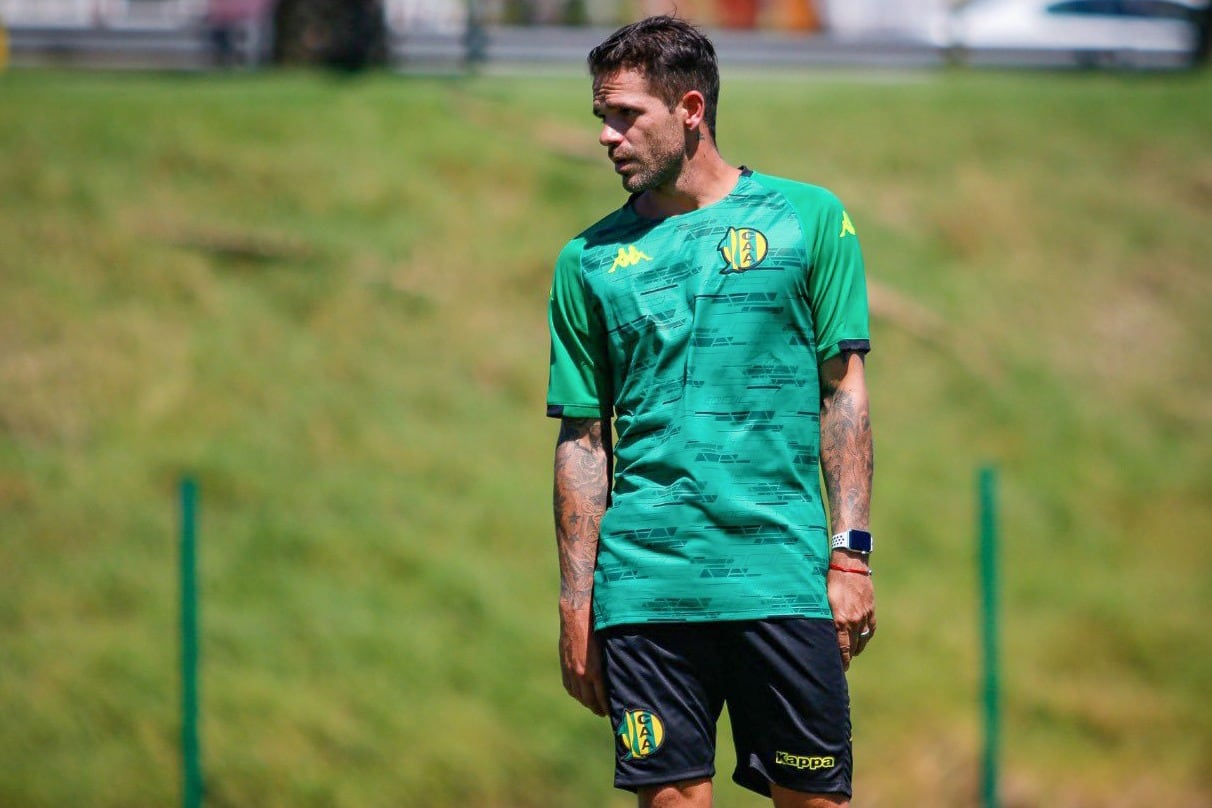 Fernando Gago, entrenador del Tiburón