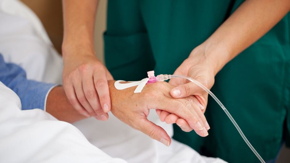 Lo que decida la asa,blea ciudadana sobre poner fin a la vida en caso de enfermedades terminales, no será vinculante para el gobierno de Francia. (Foto: Shutterstock)