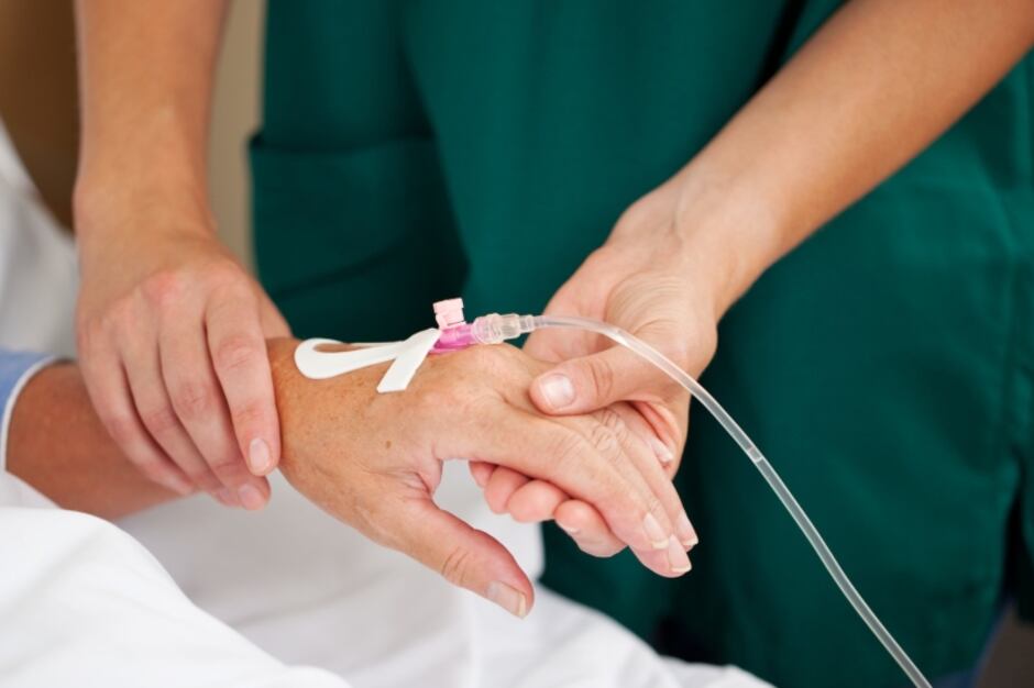 Lo que decida la asa,blea ciudadana sobre poner fin a la vida en caso de enfermedades terminales, no será vinculante para el gobierno de Francia. (Foto: Shutterstock)