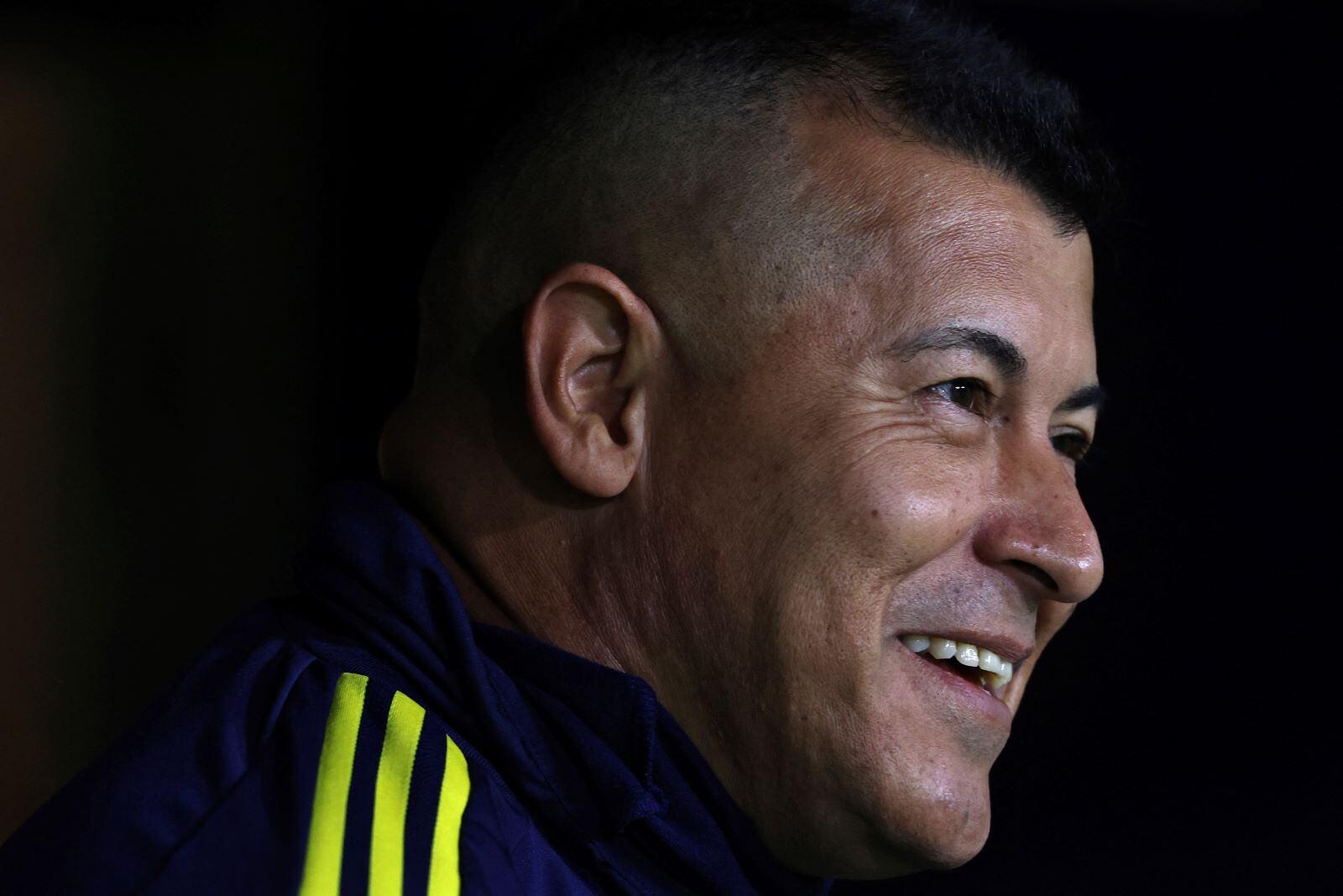 Almirón dijo que "el árbitro tiene que estar para impartir justicia y no lo hizo" (Foto: AFP).