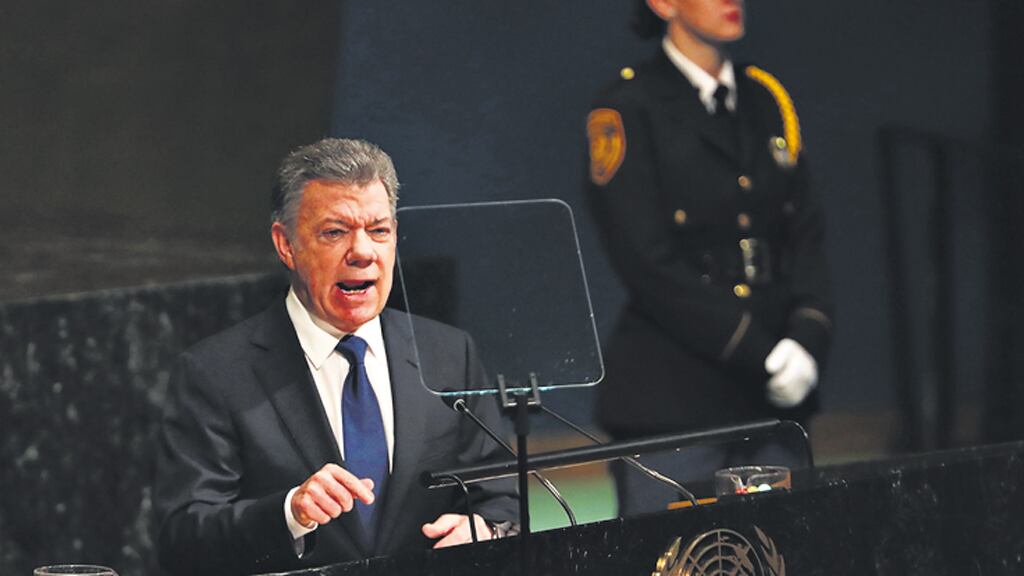 “Las noticias no tienen que ver con la muerte sino con la vida”, dijo Santos.