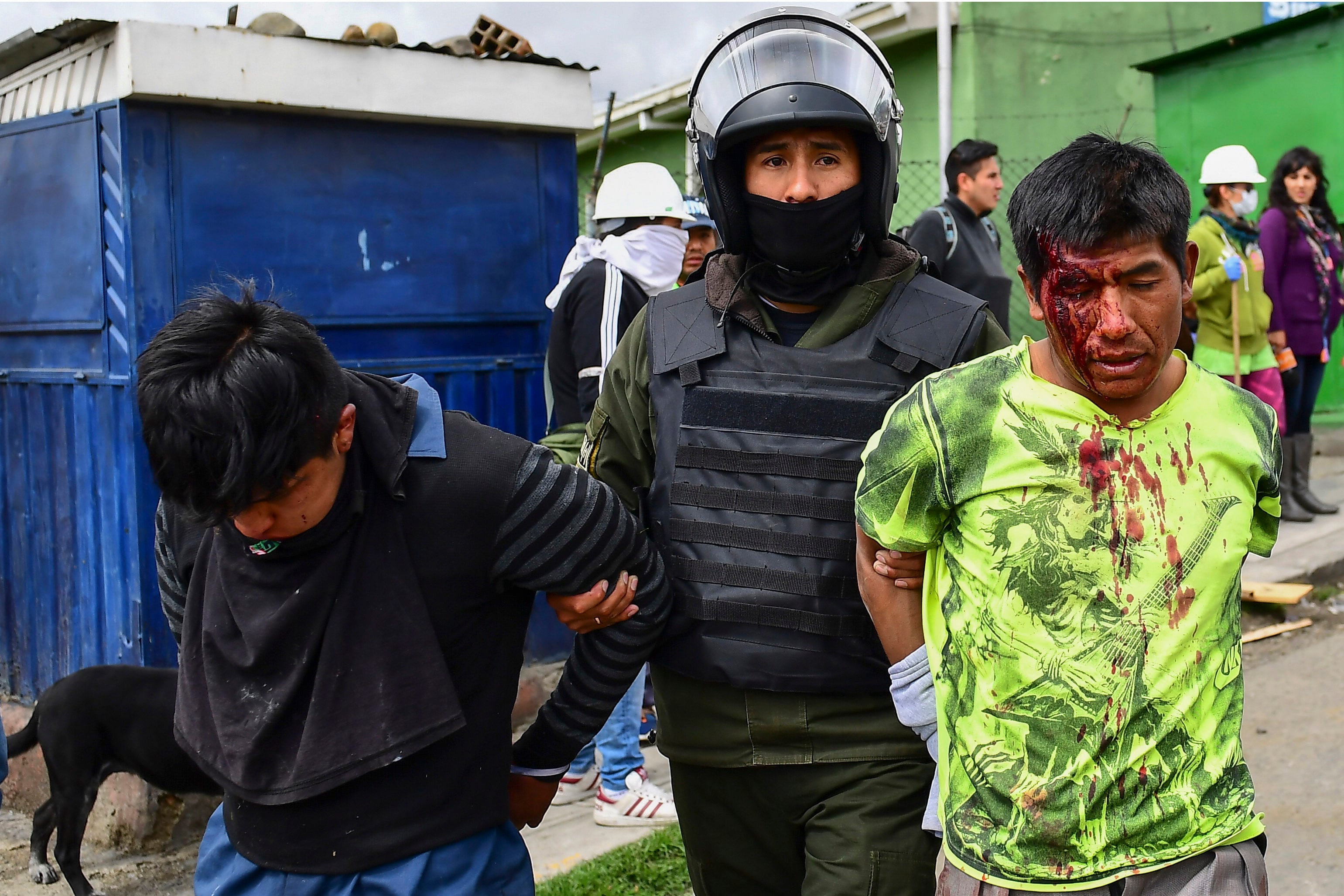 Simpatizantes de Evo Morales son reprimidos en La Paz. 