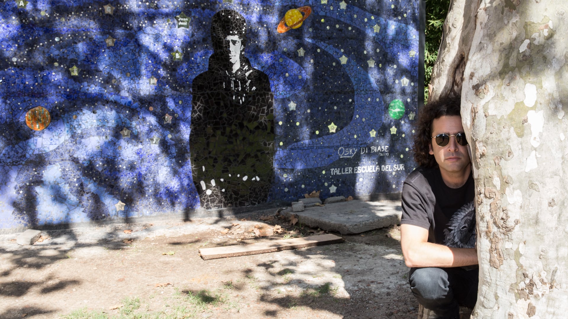 Tamboor es el nuevo proyecto de Emanuel Sáez, guitarrista de la banda del Indio Solari.