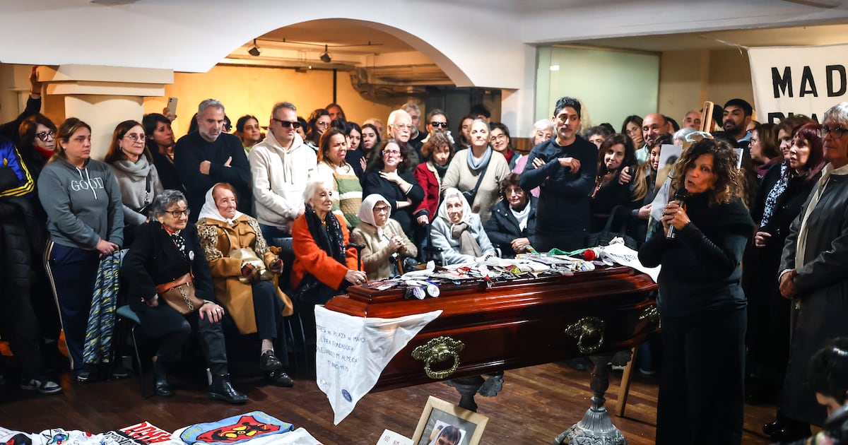 La despedida a Taty Almeida: “Ella fue la celebración de la vida y de la resistencia”