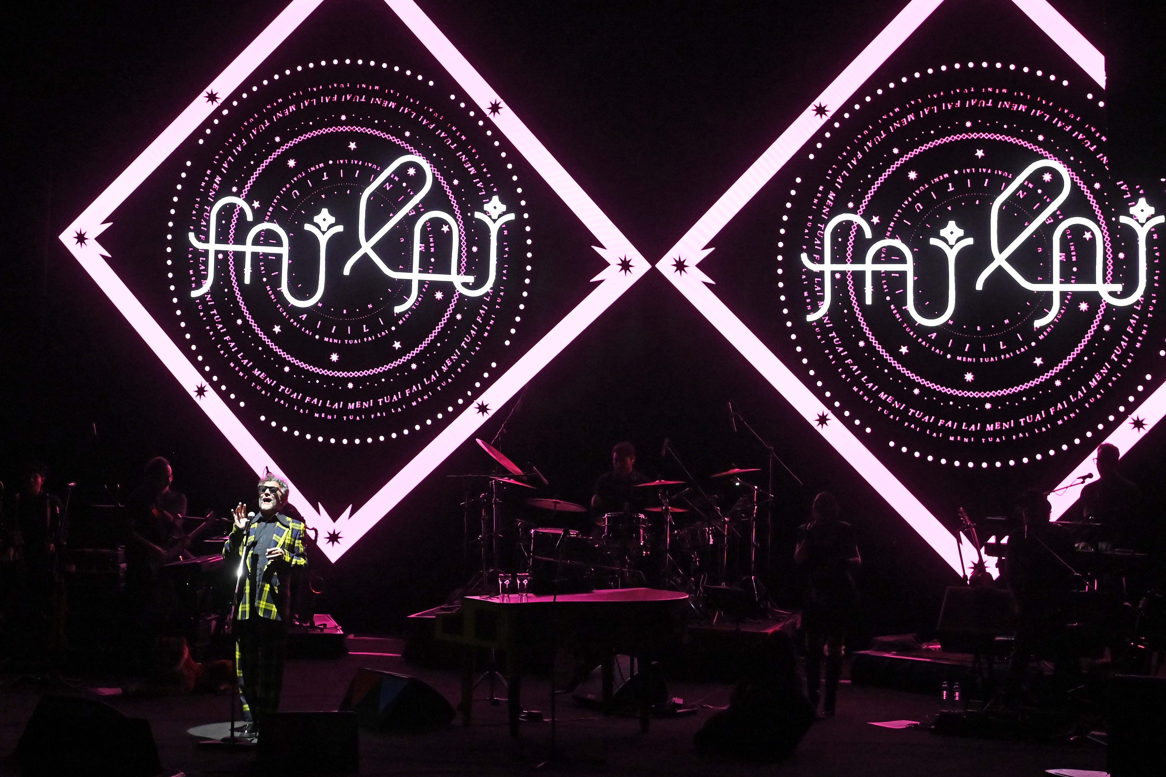 Fito Paez presentacion del disco Novela en el teatro el círculo de Rosario