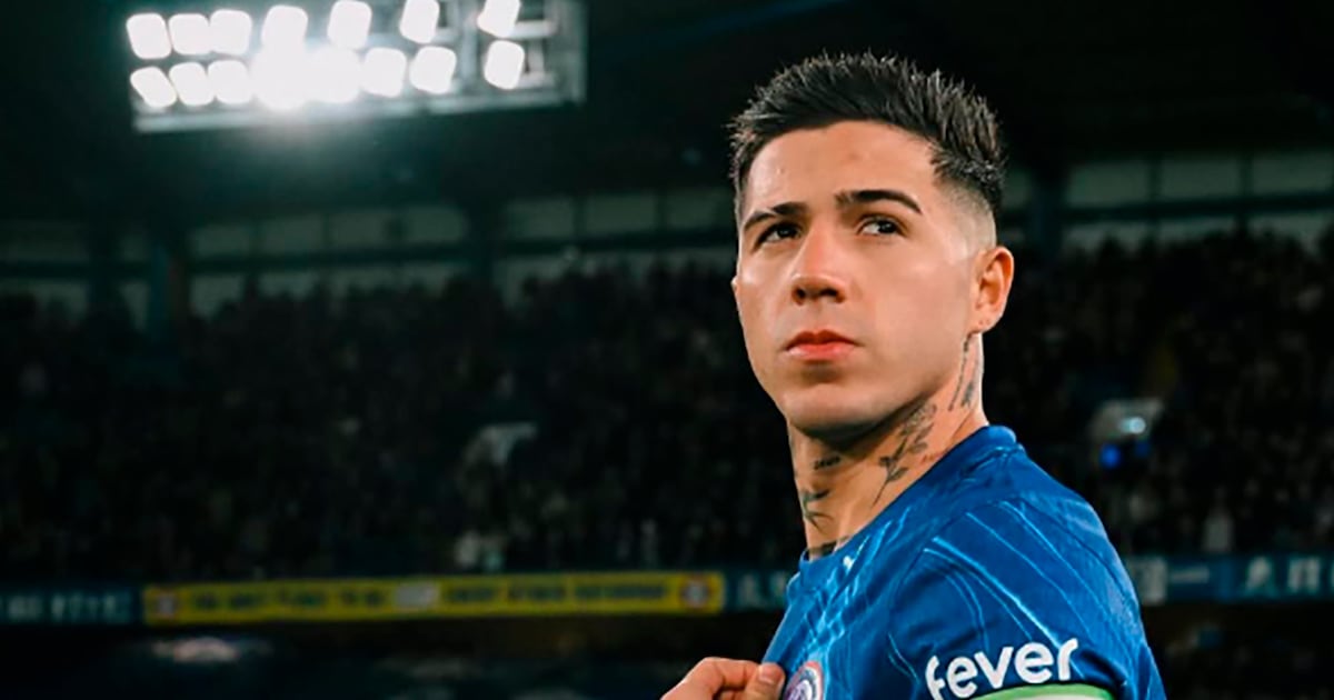 Photo: pagina12.com.ar REDES SOCIALES ingalterra chelsea enzo fernandez