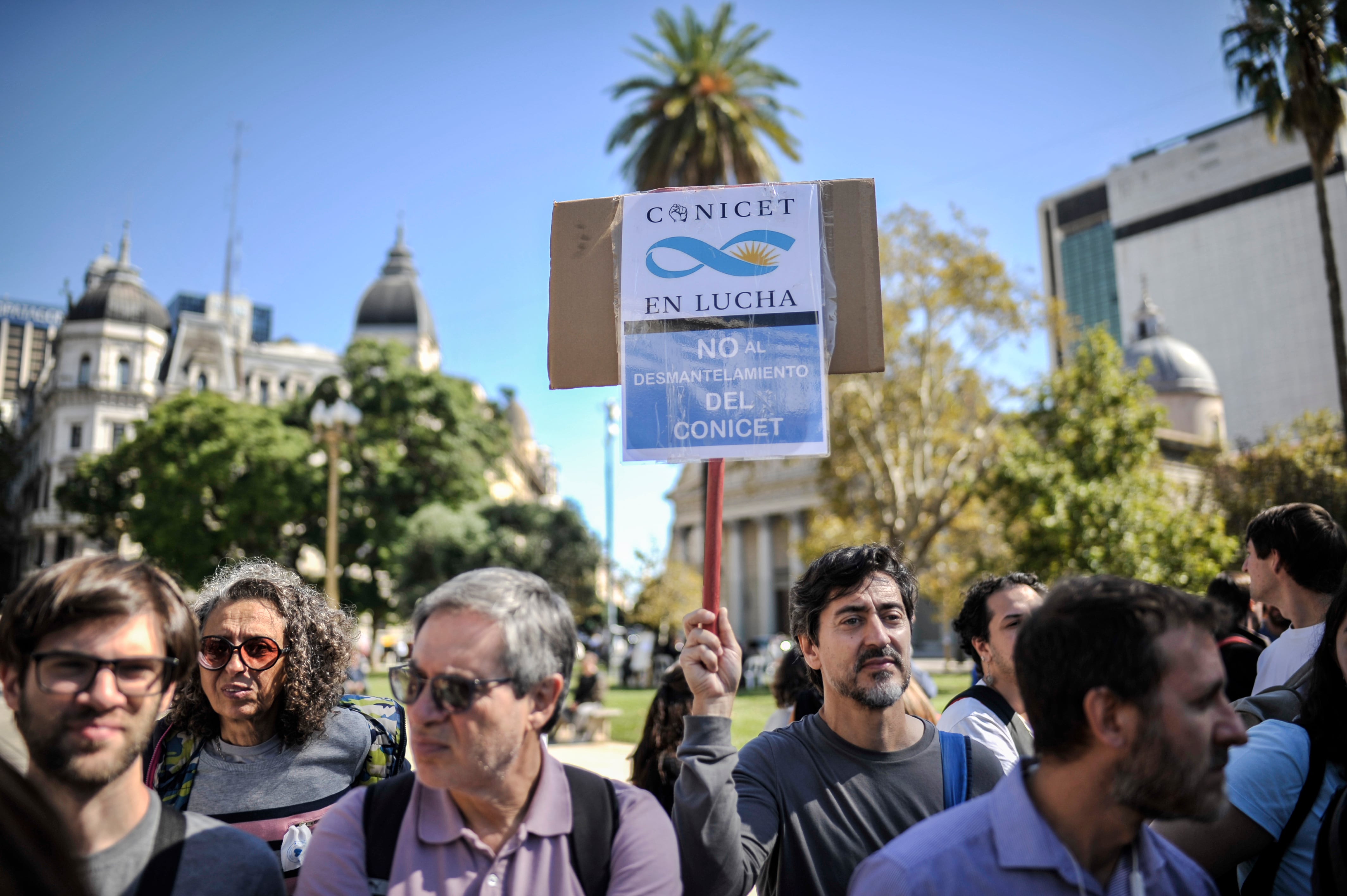 UBA-CONICET, Plaza de Mayo