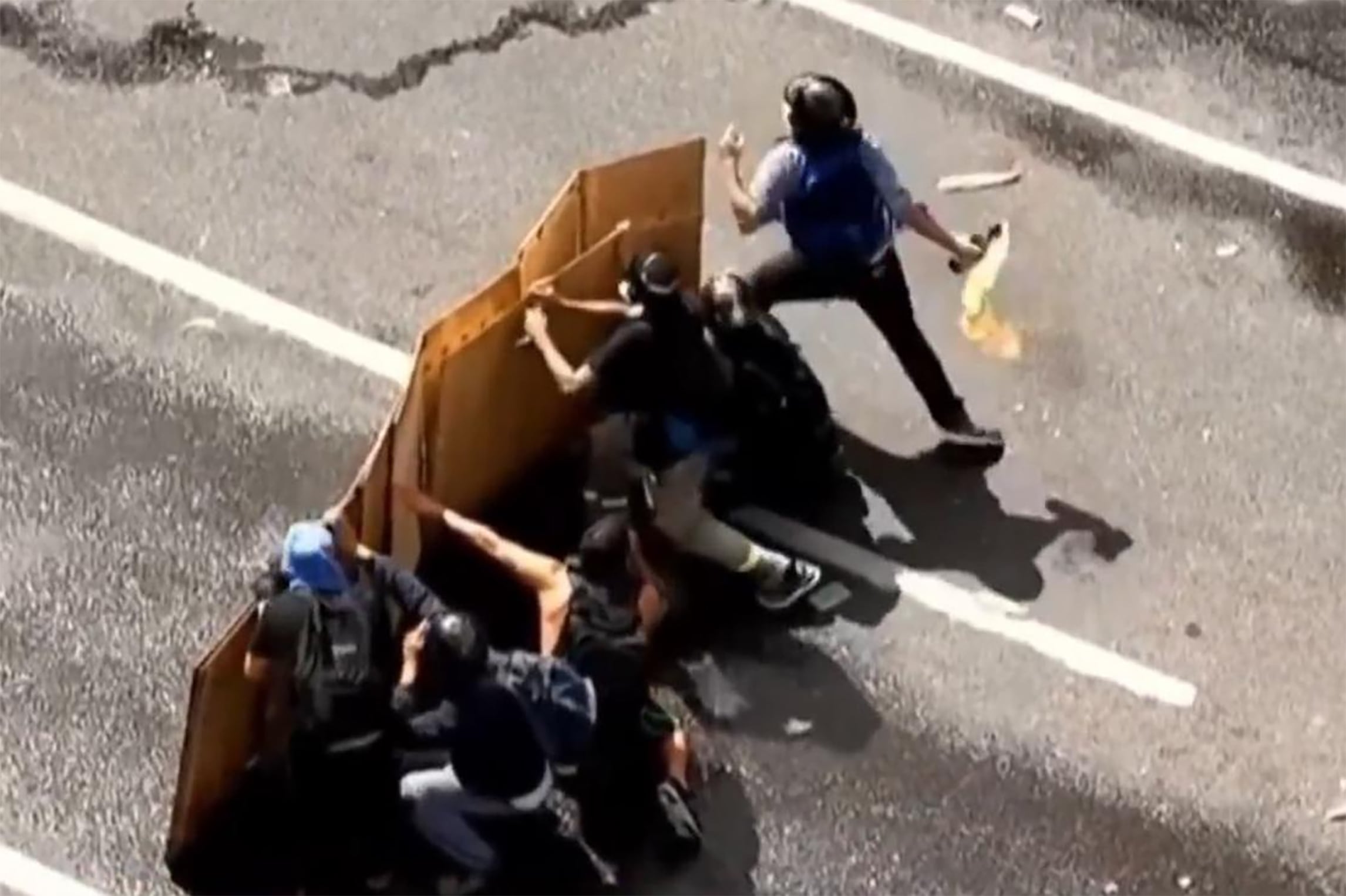 molotov en marcha contra reforma laboral