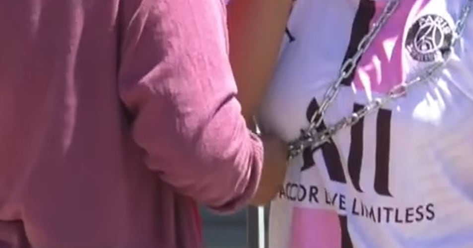 El joven tiene pedido de captura y está prófugo.