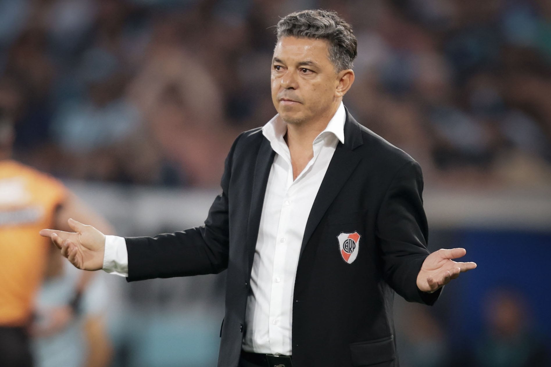 FOTOBAIRES 
   torneo clausura 2025  river  gallardo