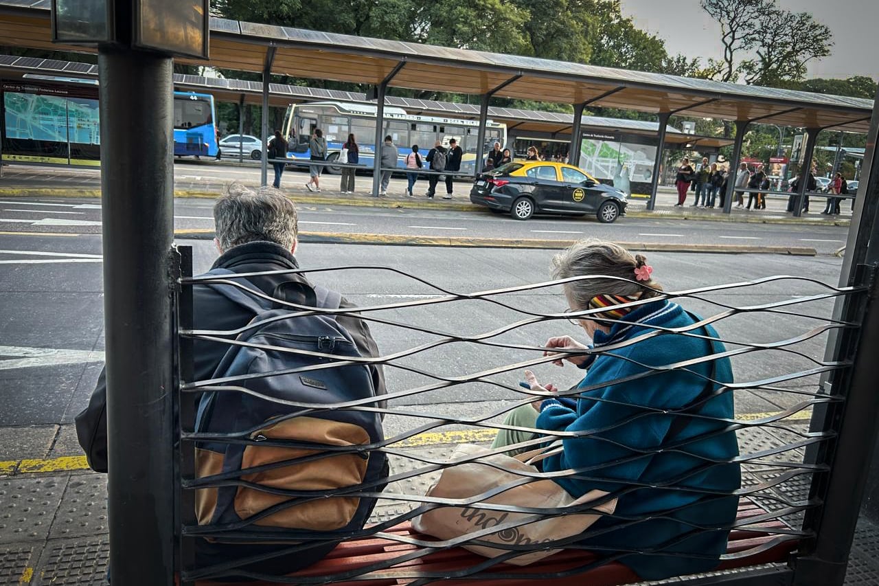 falta de colectivos por costo del gasoil