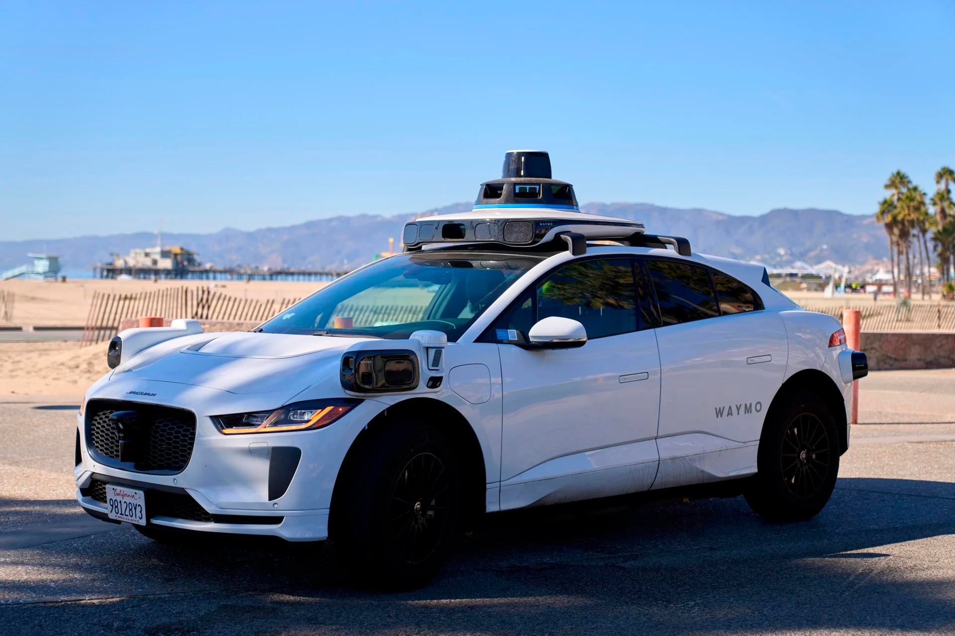 REDES SOCIALES
robotaxis waymo
