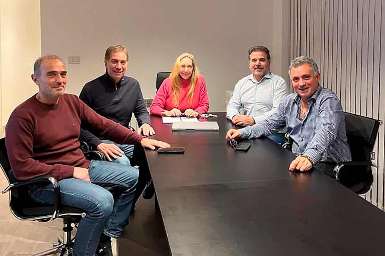 GENTILEZA 
   karina milei