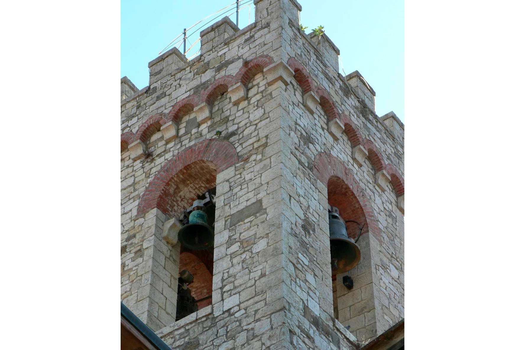 Campanario contratapa