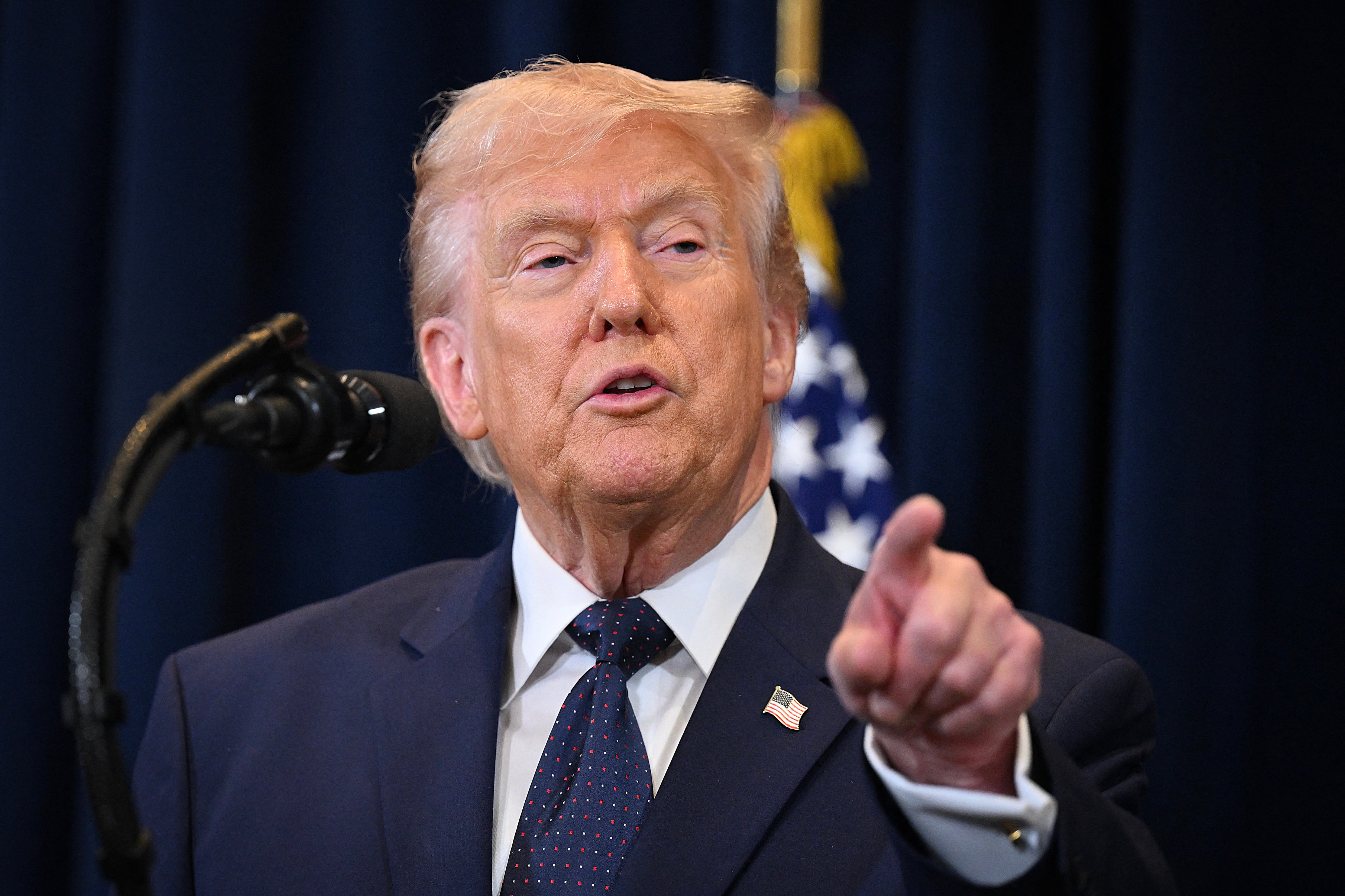 DORAL, FLORIDA - MARCH 09: U.S. President Donald Trump speaks to reporters during a news conference at Trump National Doral Miami on March 9, 2026 in Doral, Florida. President Trump spoke on his administration's strikes on Iran.   Roberto Schmidt/Getty Images/AFP (Photo by ROBERTO SCHMIDT / GETTY IMAGES NORTH AMERICA / Getty Images via AFP)