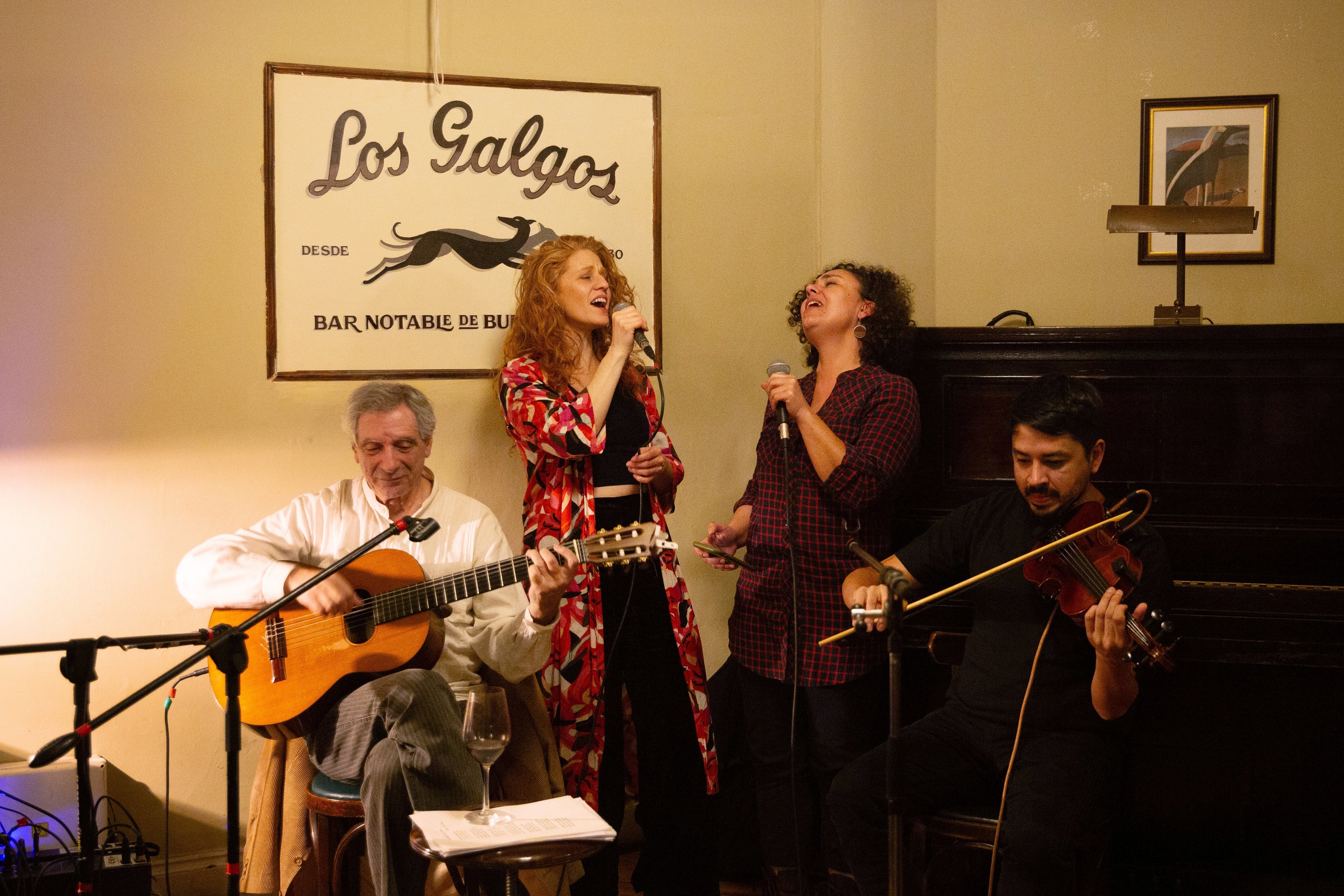 Jual Falu - Nadia Szachniuk