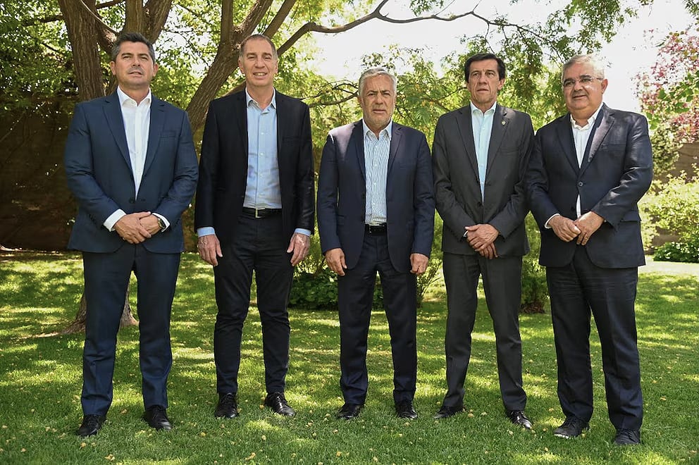Diego Santilli con Orrego, Cornejo, Sadir y Jalil