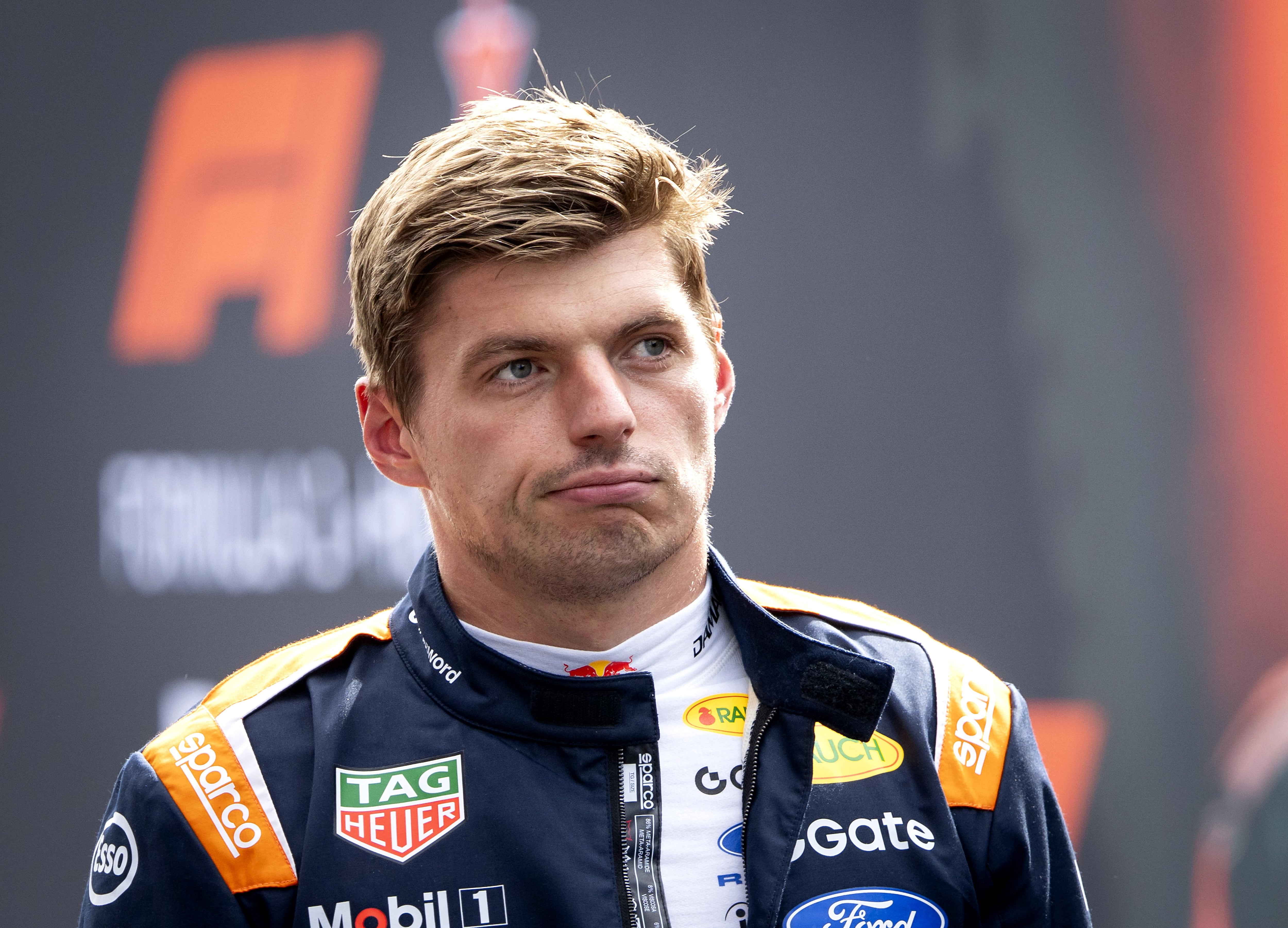 Zandvoort (Netherlands), 23/08/2026.- Red Bull Racing driver Max Verstappen of Netherlands looks on after his crash in the Formula 1 Dutch Grand Prix at the Circuit Zandvoort racetrack in Zandvoort, Netherlands, 23 August 2026. (Fórmula Uno, Países Bajos; Holanda) EFE/EPA/Sem van der Wal
