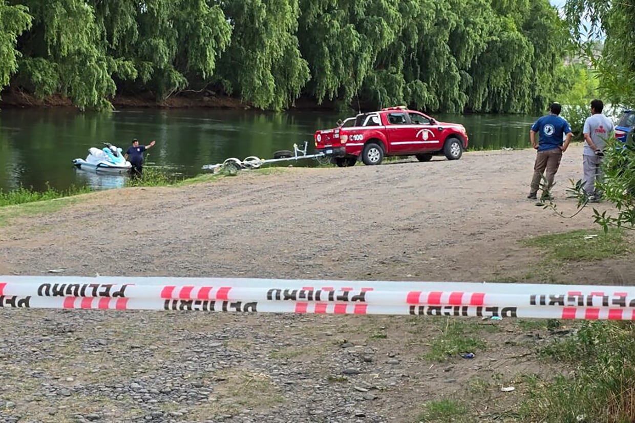 hallaron el cuerpo deThiago, el adolescente de 13 años desaparecido en el río Neuquén
