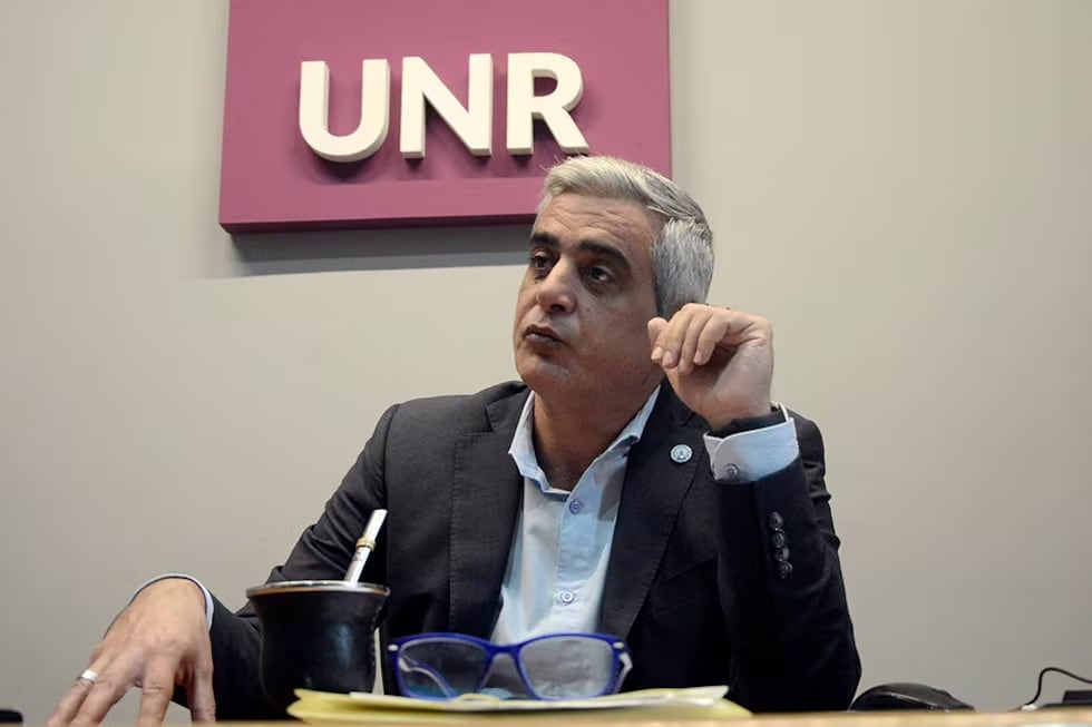 franco bartolacci rector Univeresidad Nacional de Rosario