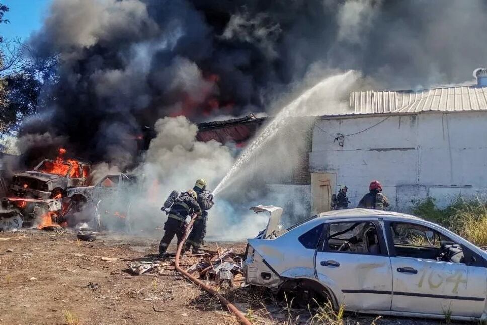 Incendio en un depòsito de la policìa federal en Barracas