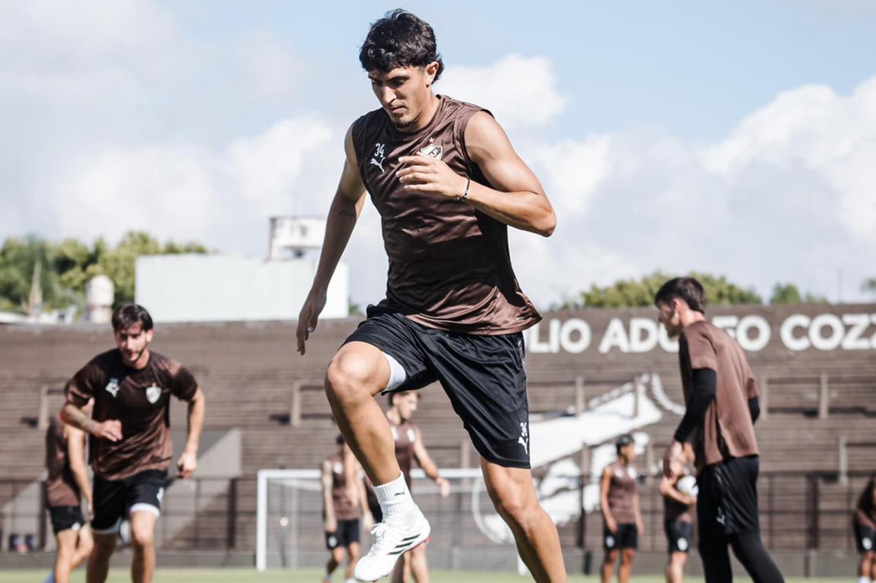 FOTO PRENSA PLATENSE 
   platense   entrenamiento