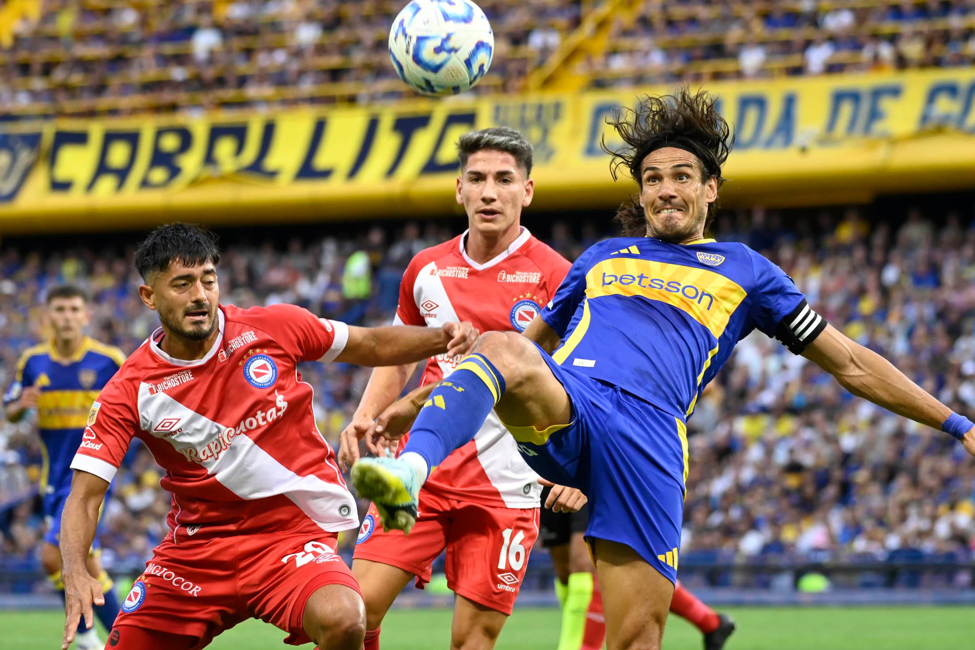 FOTOBAIRES 
   torneo apertura 2025  boca  argentinos