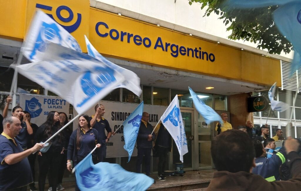 Millonaria condena al Correo Argentino por despedir sin causa a un jefe con casi 48 años de antigüedad