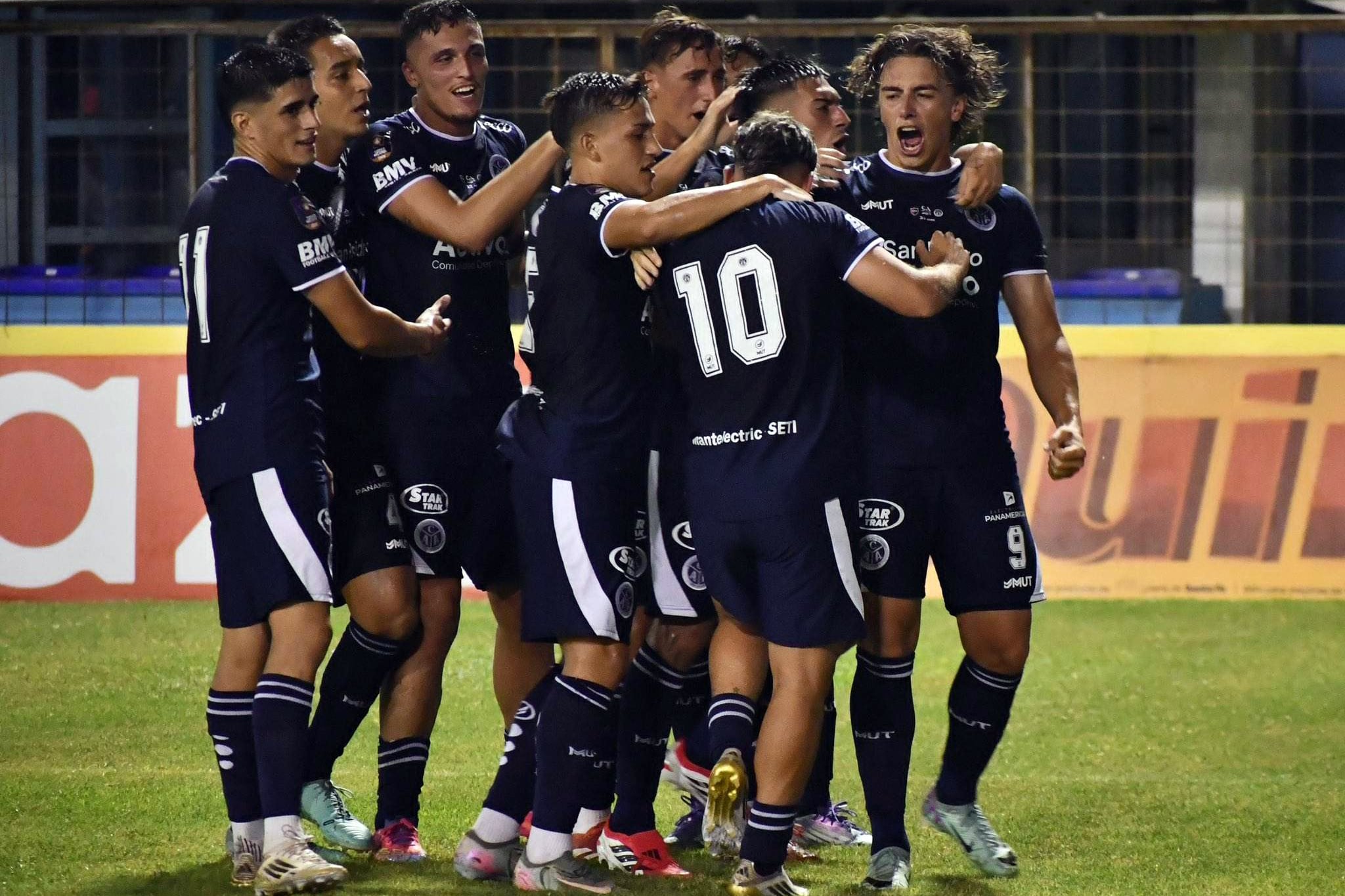 Acassuso vs Newell's Old Boys