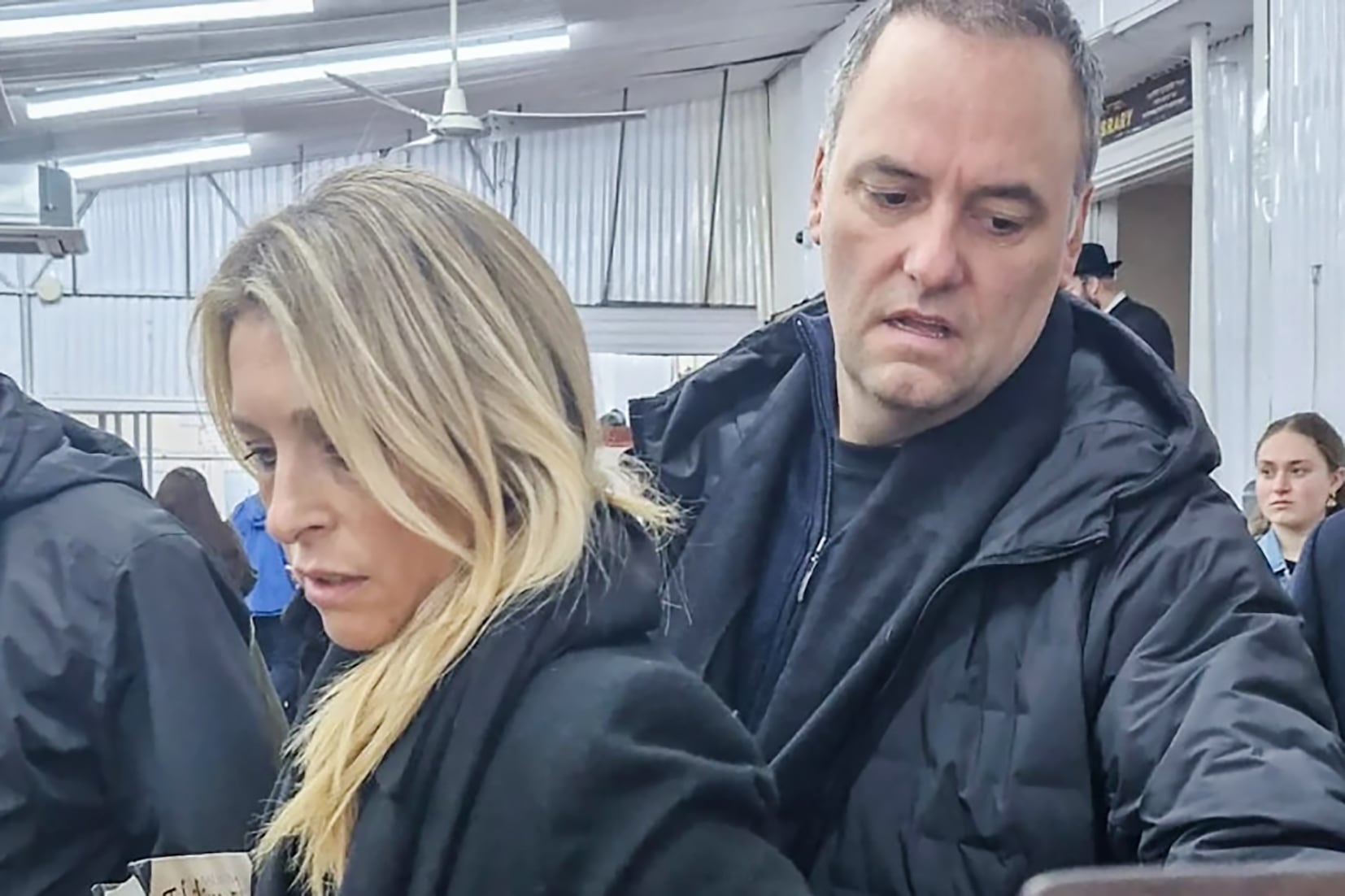 Manuel Adorni sumó a su esposa Bettina Angeletti a la comitiva oficial de Javier Milei en Estados Unidos