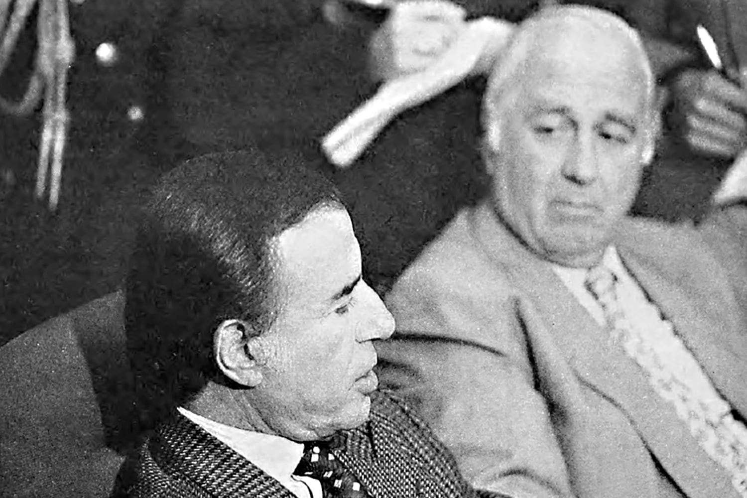 Menem Anzorreguy Side