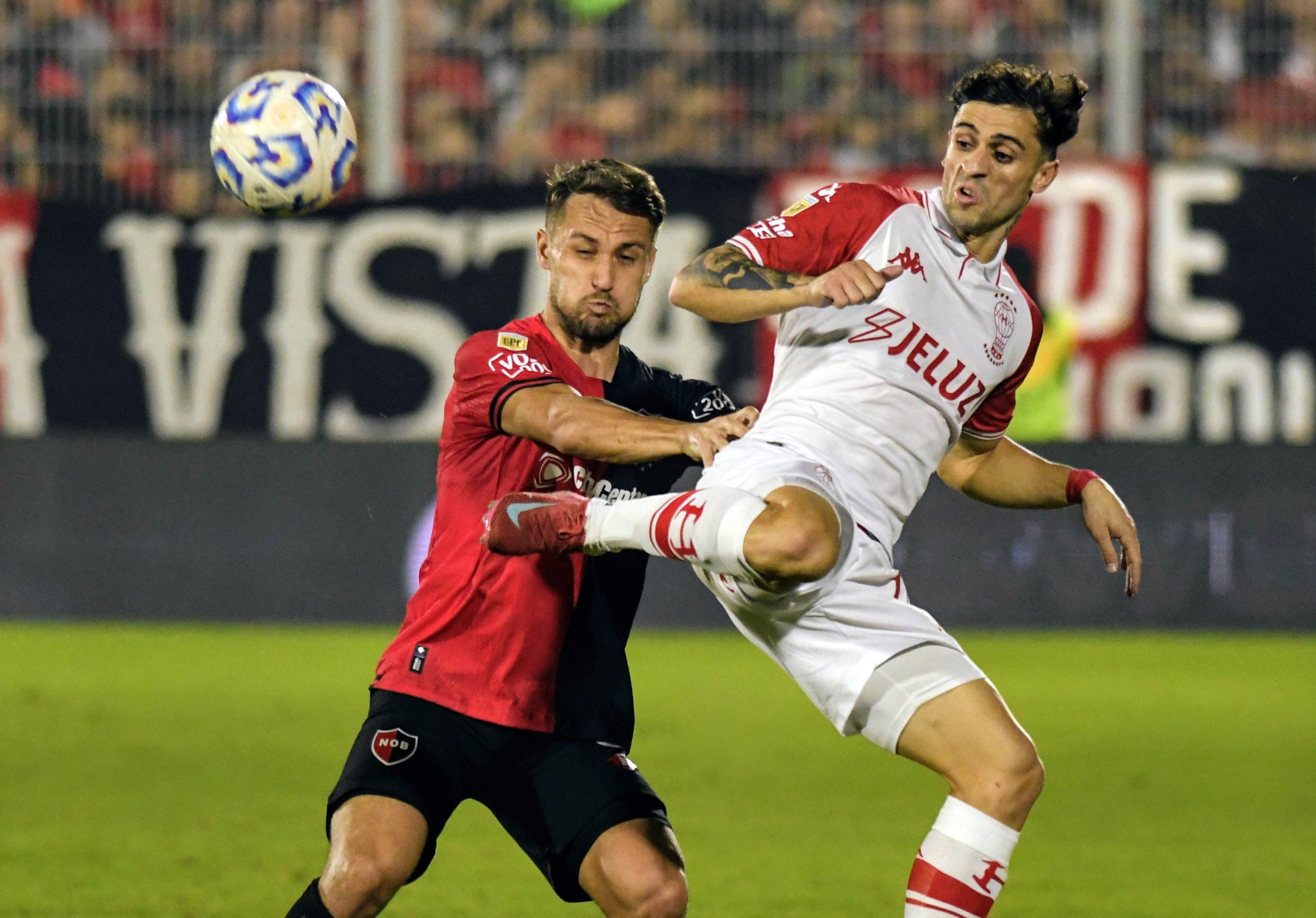 NEWELLS VS HURACAN . Fecha 15 Torneo Apertura Liga Profesional Argentina. 29/4/2025