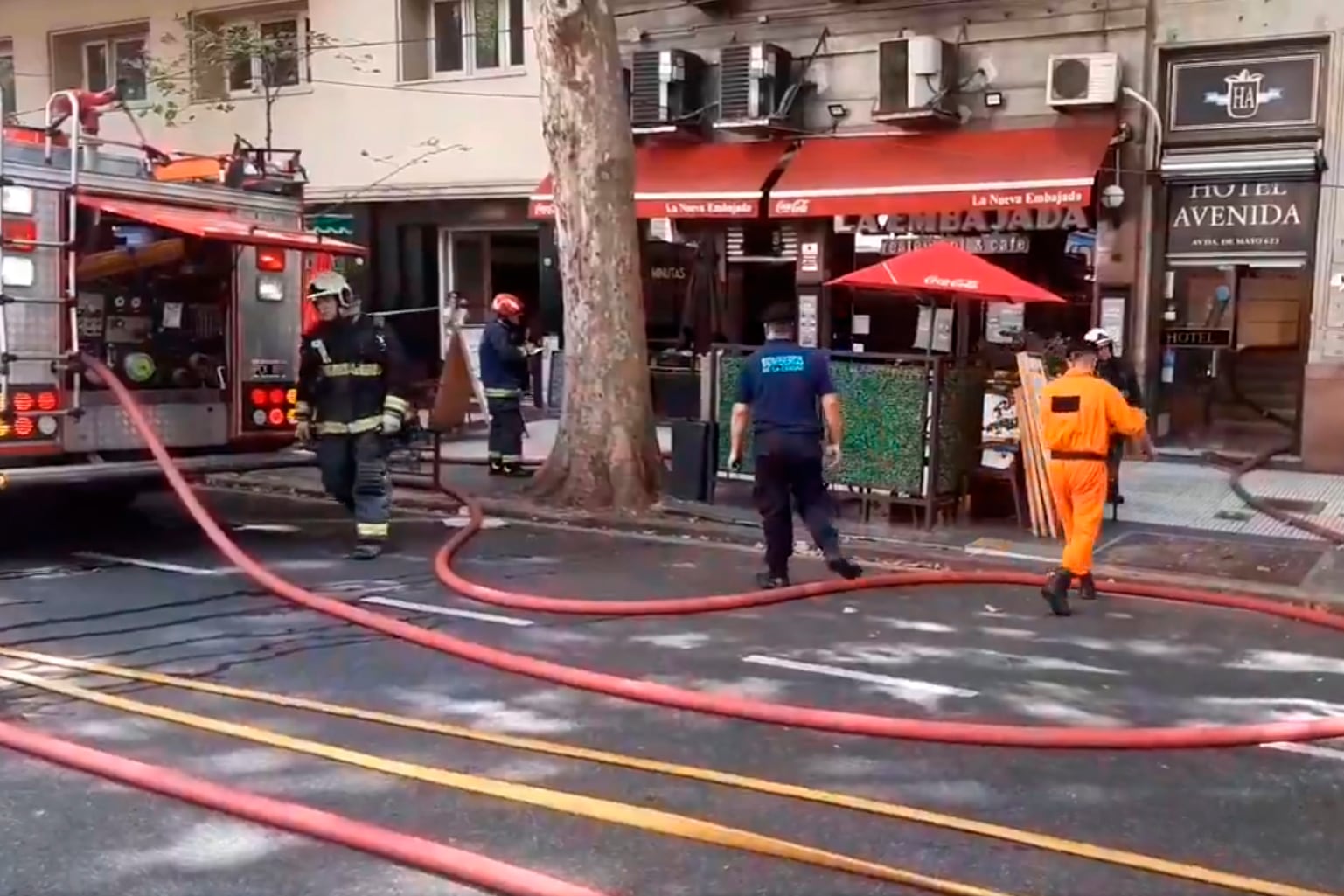 FOTO CAPTURA VIDEO
incendio av de mayo al 600
