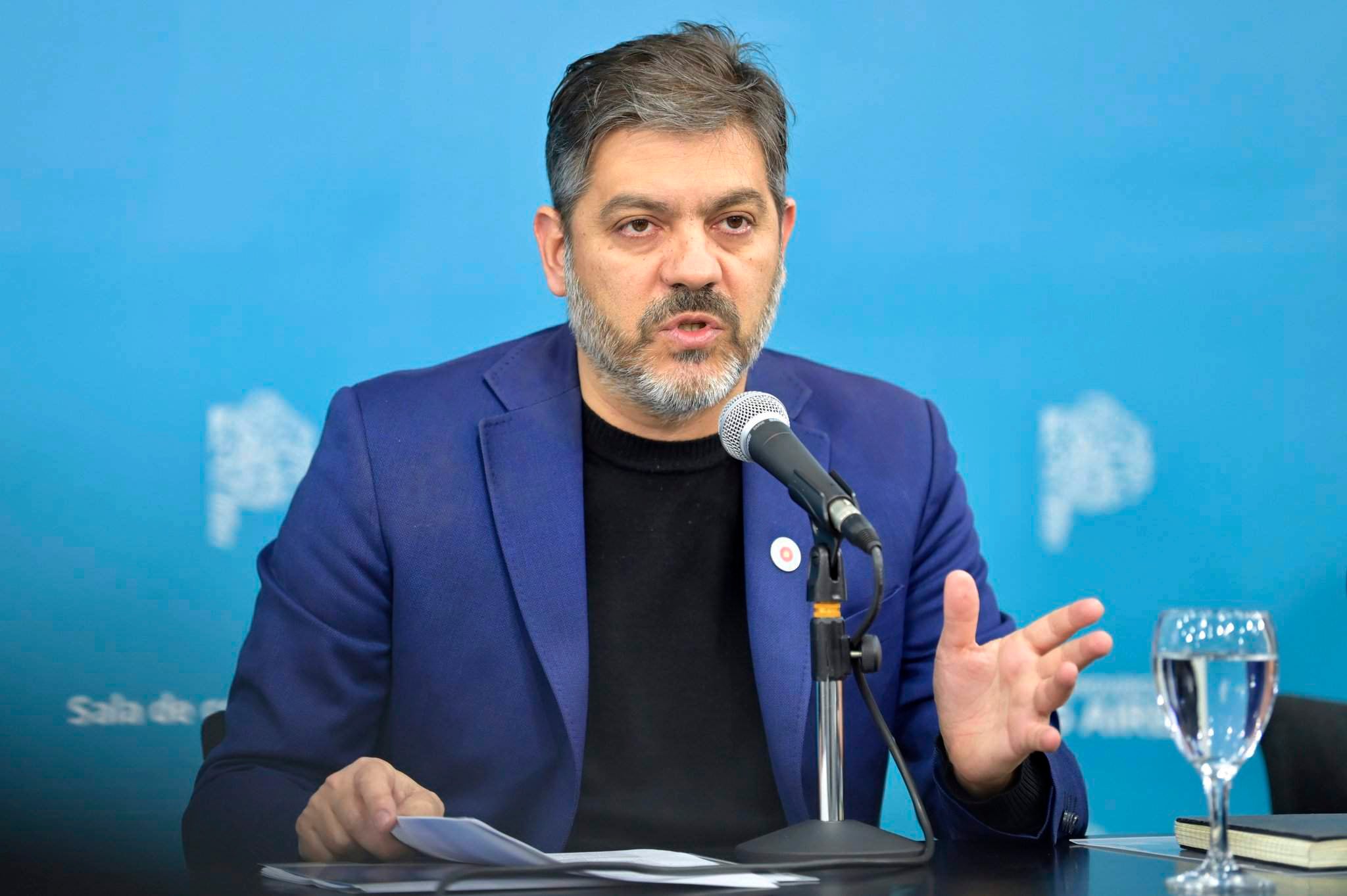 FOTO REDES SOCIALES 
   carli blanco