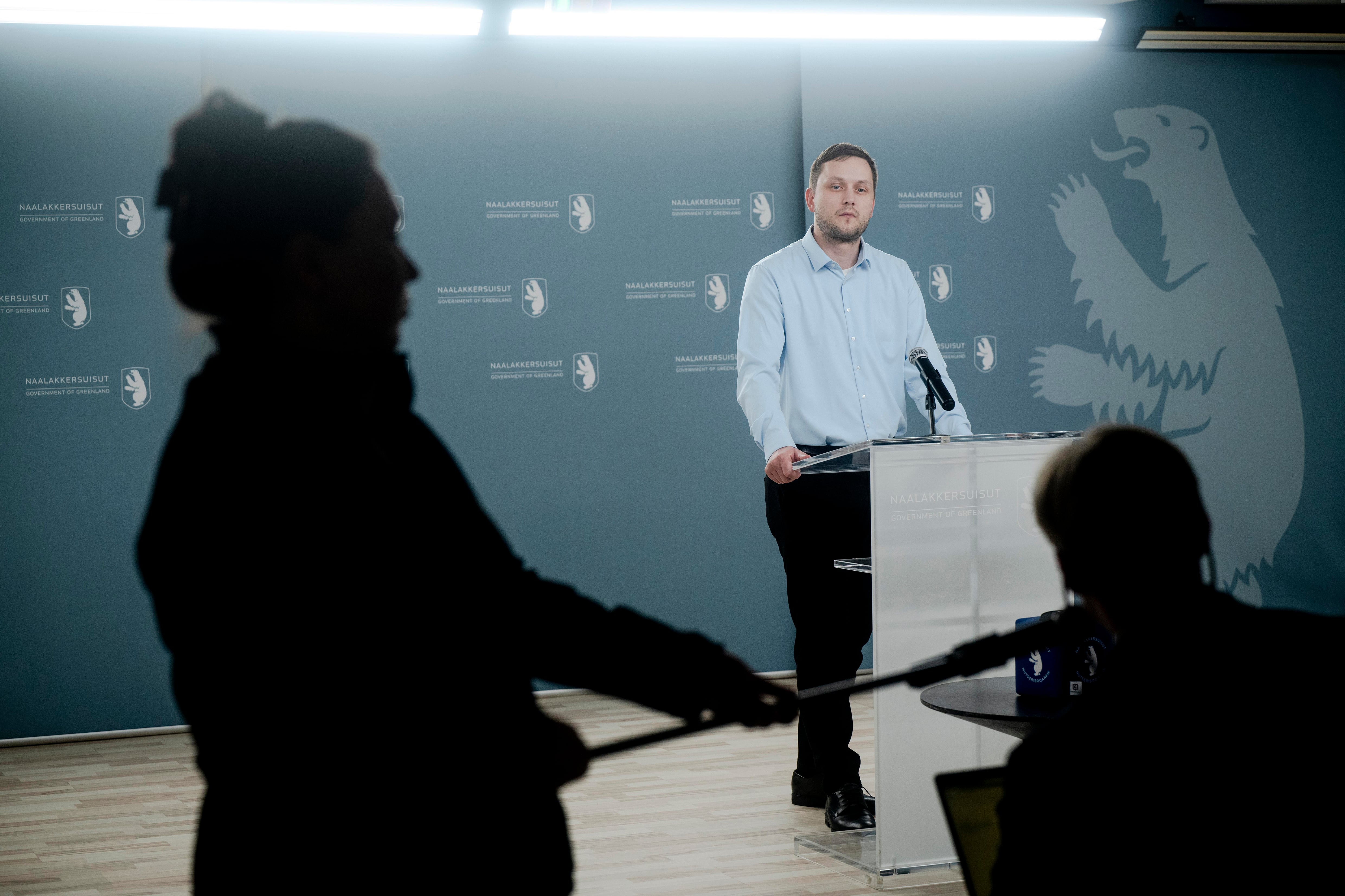 NUUK (Greenland), 05/01/2026.- Chairman of the Naalakkersuisut, Greenland's Prime Minister Jens-Frederik Nielsen holds a press conference in Nuuk, Greenland, 05 January 2026. (Groenlandia) EFE/EPA/OSCAR SCOTT CARL DENMARK OUT