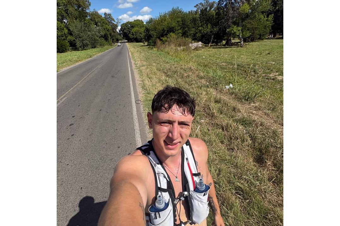 Alejandro Breuer
el chico que corrio desde caballito a la plata
para concientizar sobre la depresión y la ansiedad