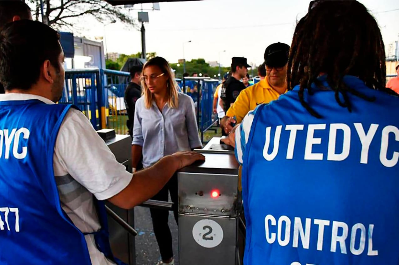 REDES SOCIALES
estadios cancha vallas molinetes trabajador utedyc
