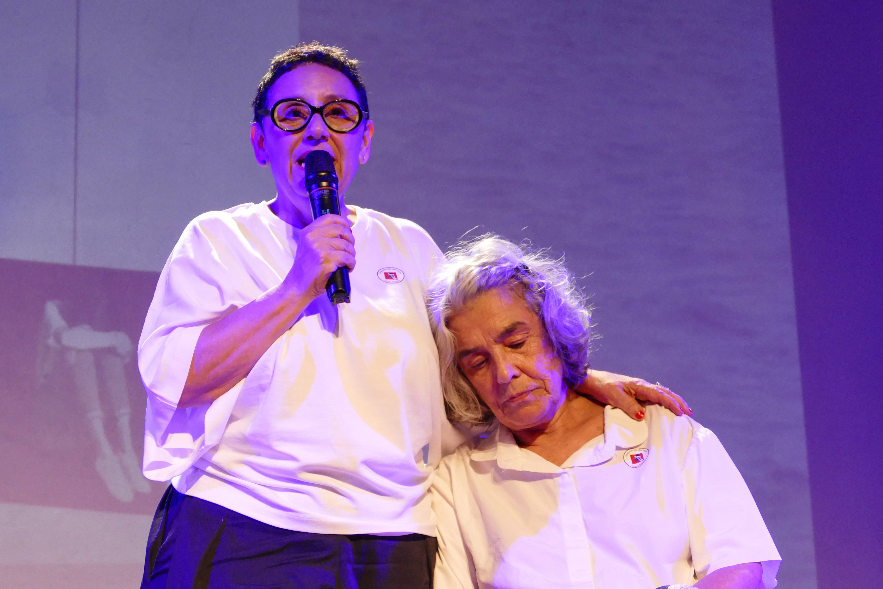 Teresa Donato y Ana María Massochi