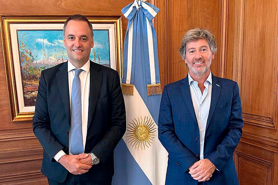 Adorni, Juan Bautista Mahiques