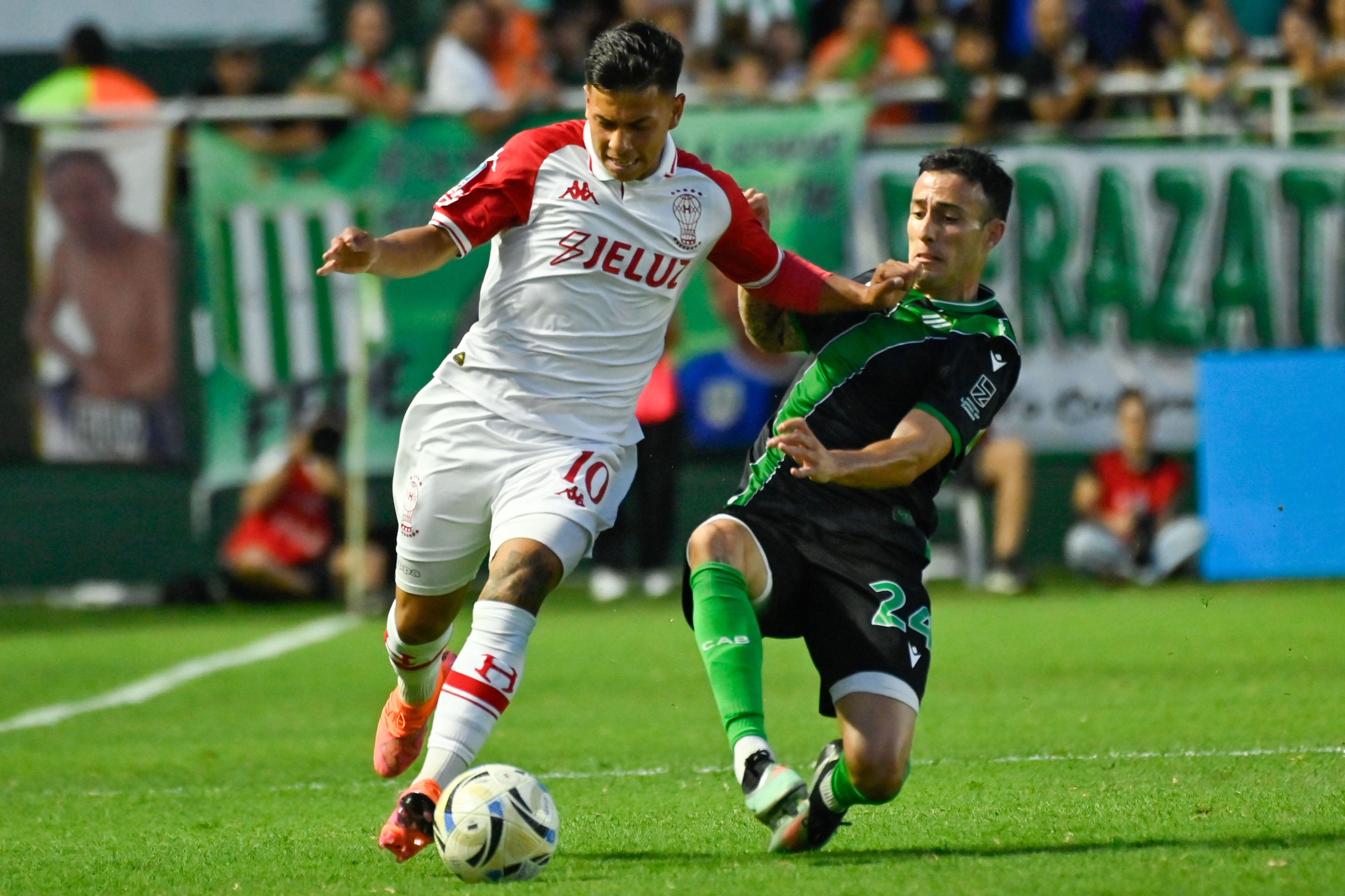 FOTOBAIRES 
    torneo  apertura 2026   banfield  huracan