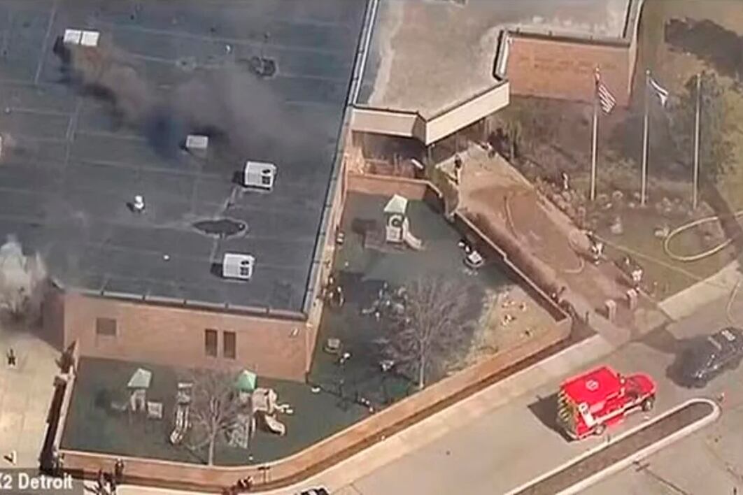 Un hombre armado chocó contra una sinagoga en Michigan y se habría tiroteado contra la policía – Página|12