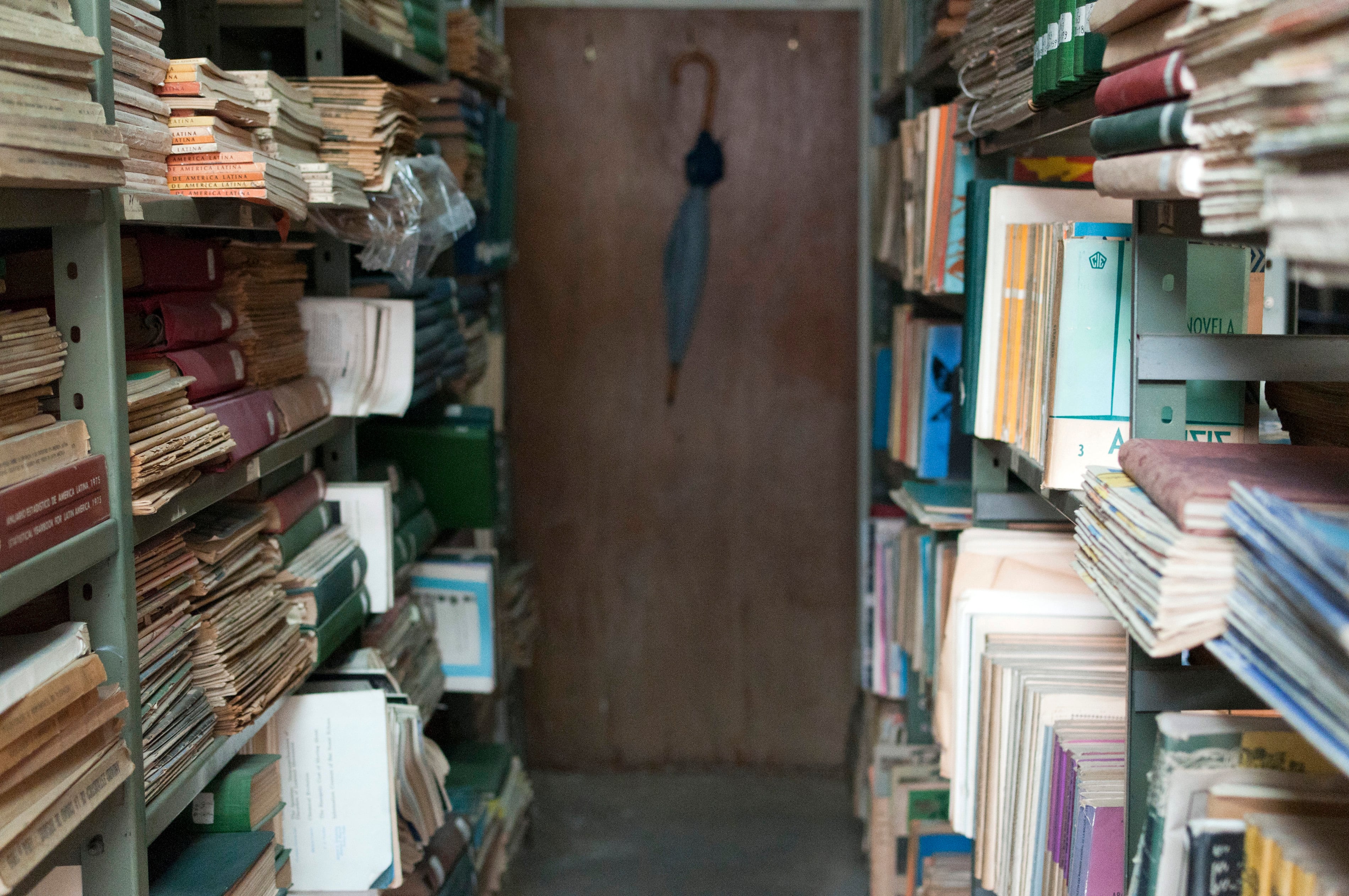 ROSARIO-14 JUNIO 2013. RECORRIDA POR LOS INMUEBLES PERTENECIENTES A LA EX BIBLIOTECA VIGIL.