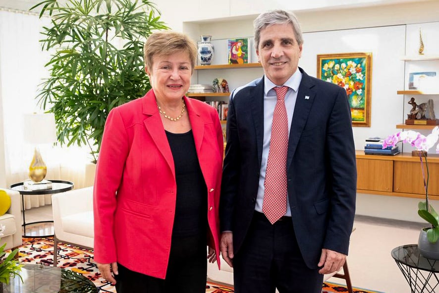 Kristalina Georgieva y Luis Caputo