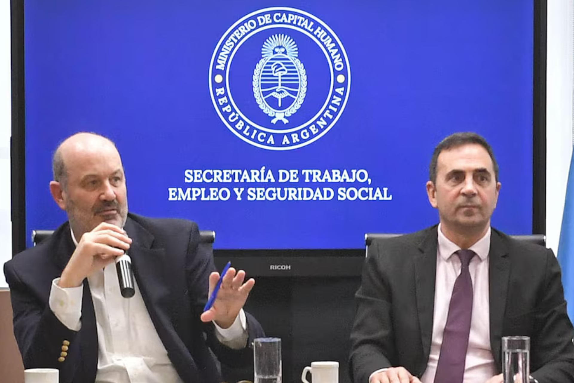 MODERNIZACIÓN DE LA SERVIDUMBRE: EL CAPITAL YA NO NECESITA CADENAS 3 ZBRK7LY24ZFTZANXVIZ637YZCU