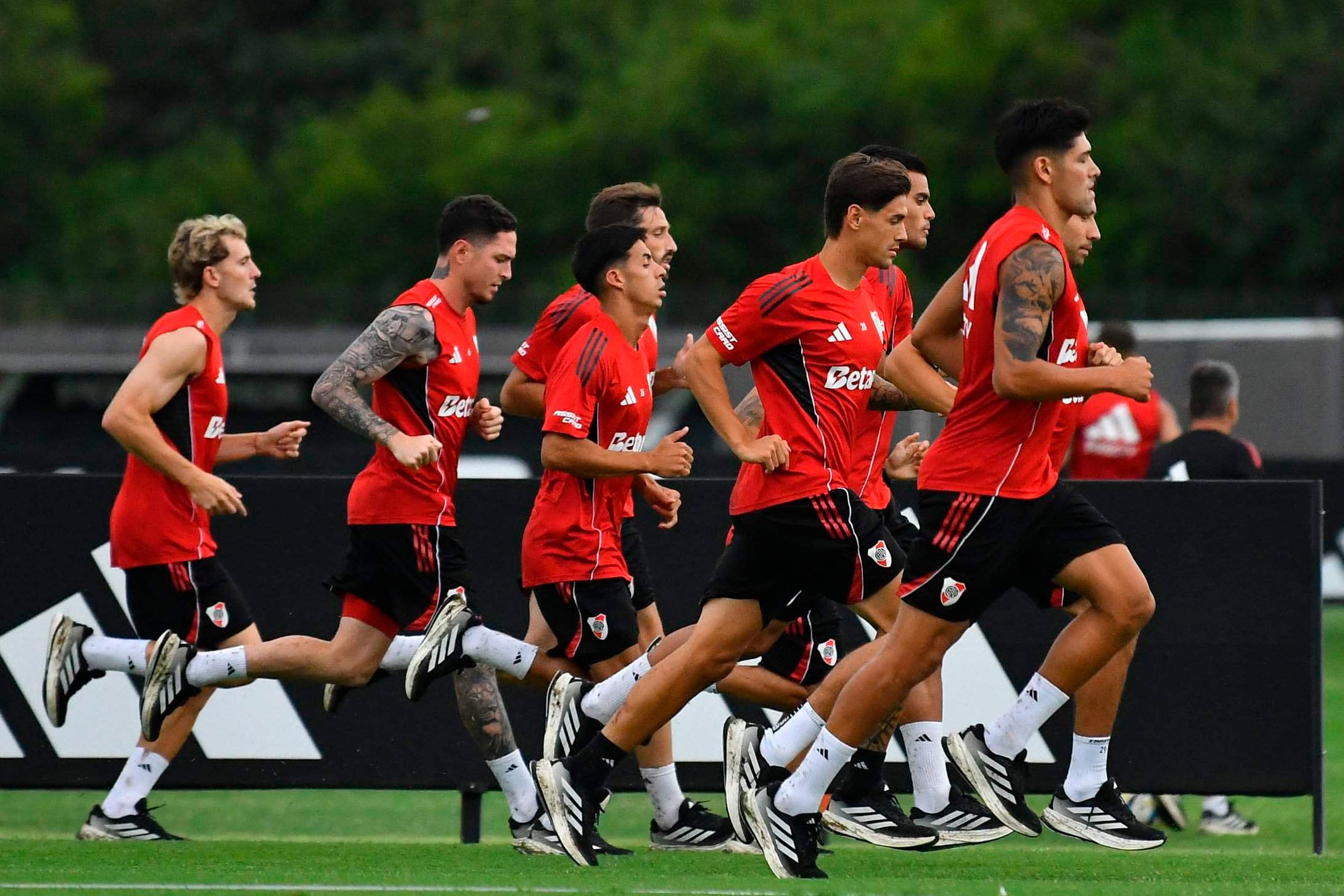 FOTO PRENSA RIVER
river entrenamiento
